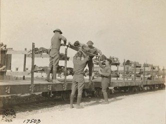 WW1 Flat Wagons carrying the wounded soldiers